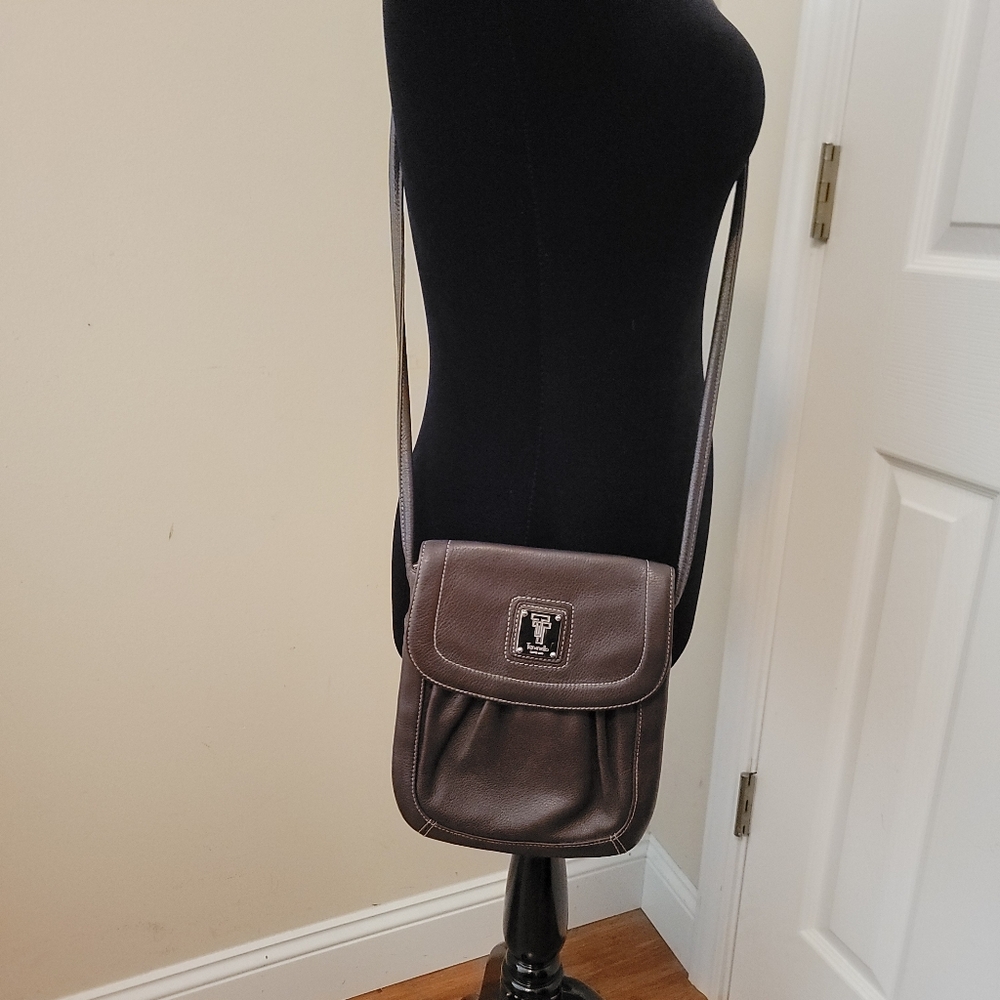 Pre-owned Tignanello Vintage Chocolate Brown Pebble Leather Crossbody - Picture 6 of 6